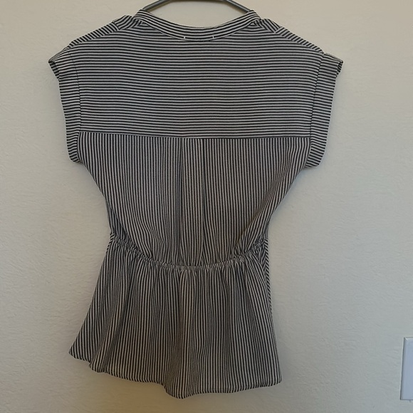 Striped Peplum V-neck Top - Picture 2 of 3